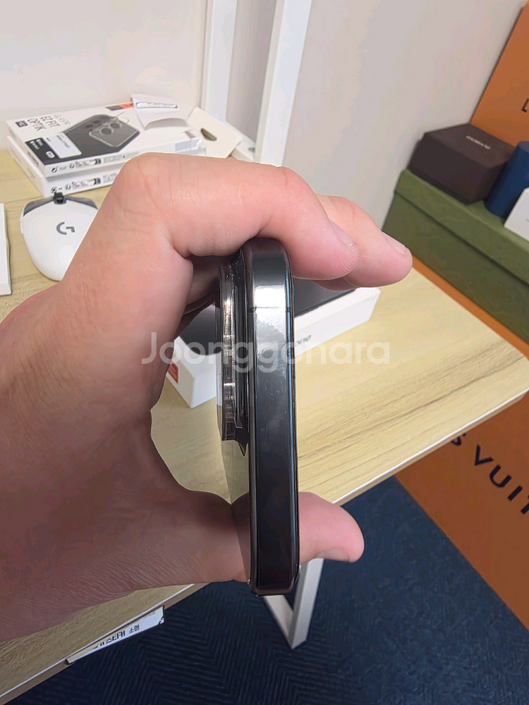 아이폰 15 Pro 블랙 512g--3