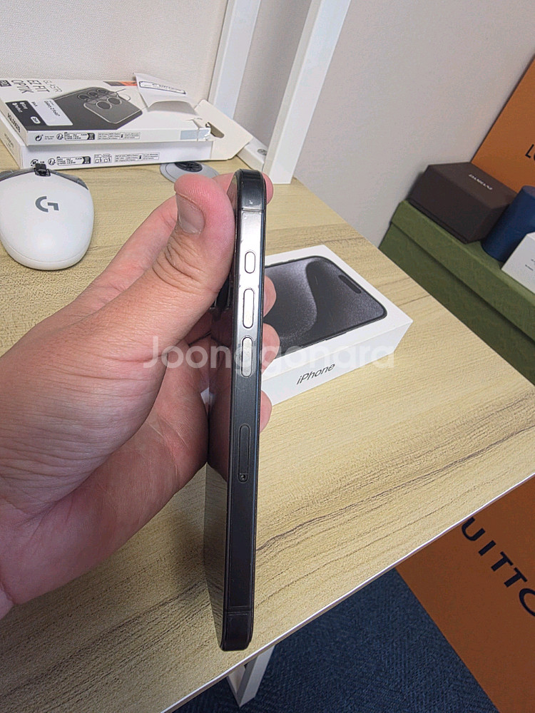 아이폰 15 Pro 블랙 512g--8