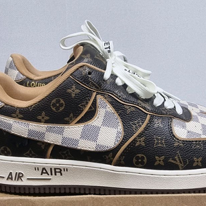루이비통 x 나이키 에어포스 1 바이 버질 아블로 모노