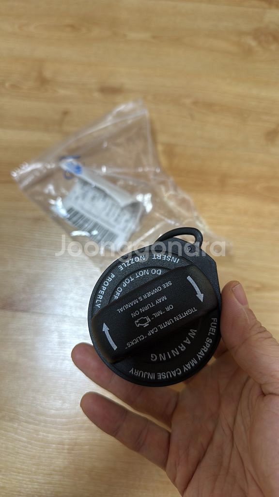 아우디 정품 주유캡 b8 a4 , s4 ,a5,q5--0