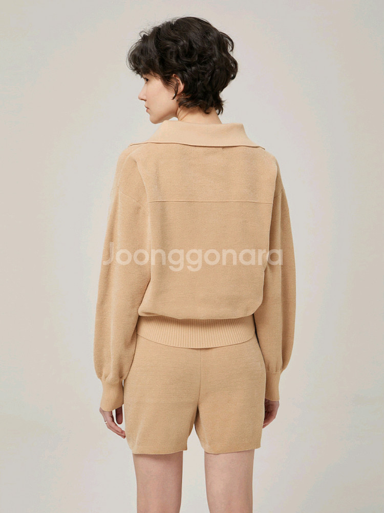 [새상품] 정가17.9 데카브 하프 집업 니트--2