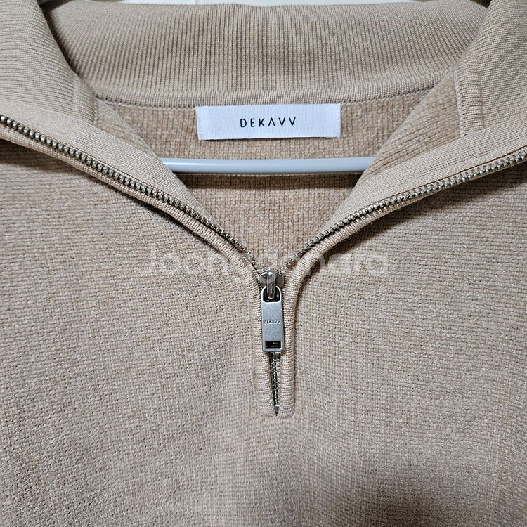 [새상품] 정가17.9 데카브 하프 집업 니트--7