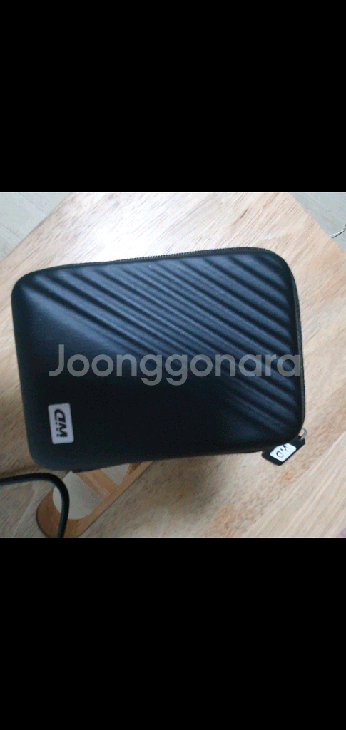 WD PASSPORT 4TB 외장하드 팔아요--3