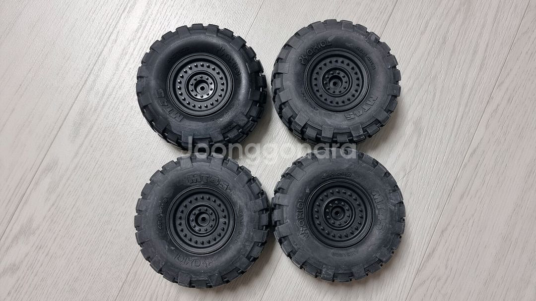 RC카 용품팝니다(타이어,서보,후타바수신기)--0