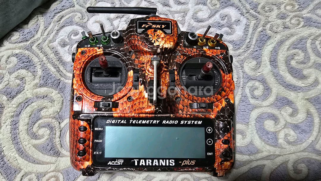 타라니스 조종기--0