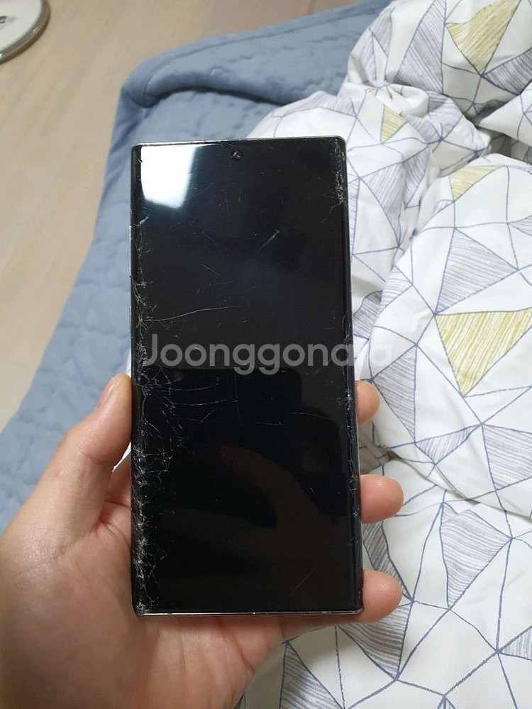 파손된 갤럭시노트10+ 256gb 팝니다--4