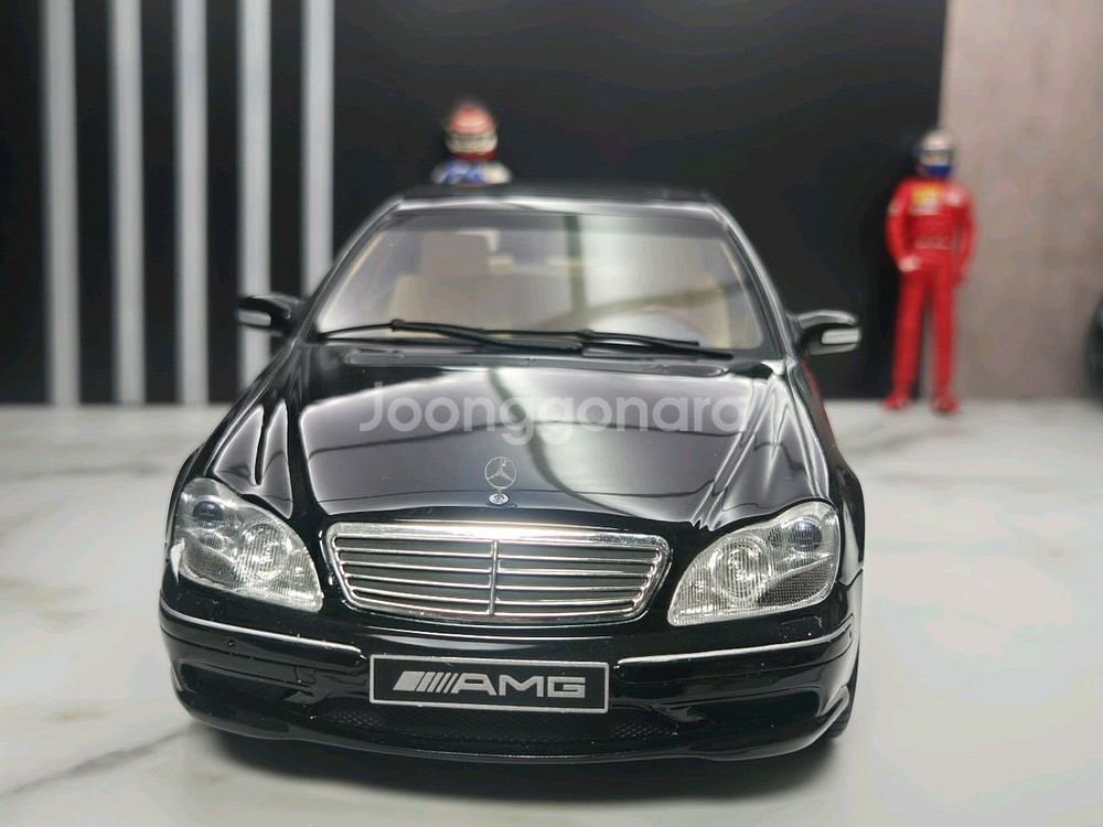 1:18 오또 벤츠 S65AMG 다이캐스트 팝니다.--3