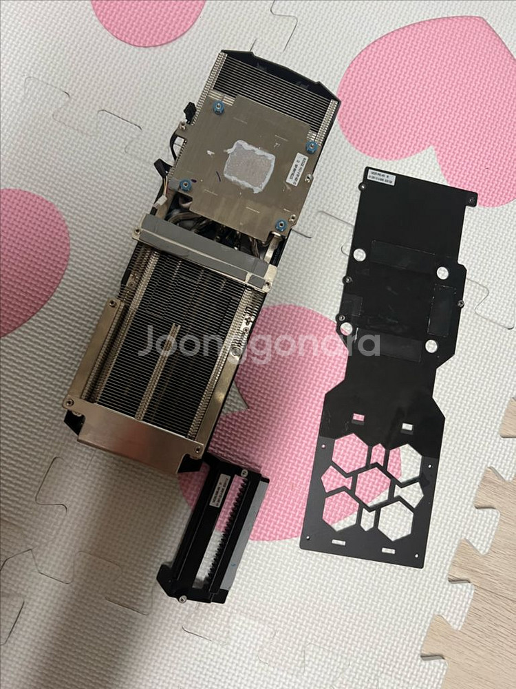 갤럭시 rtx3090 백플히트싱크쿨러--1