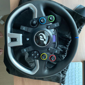 파나텍 그란투리스모 스티어링휠(QR2) 판매