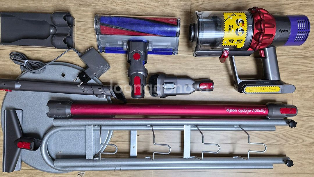 다이슨 무선 청소기 V10 풀세트(50분 연속동작)--1