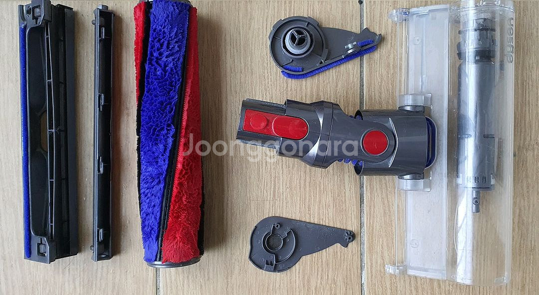 다이슨 무선 청소기 V10 풀세트(50분 연속동작)--8