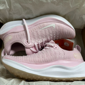 나이키 리액트X 인피니티 런 4 핑크 폼 화이트 240 이미지