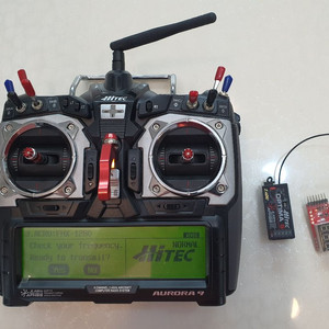 하이텍오로라9조종기.TREX450프로헬기