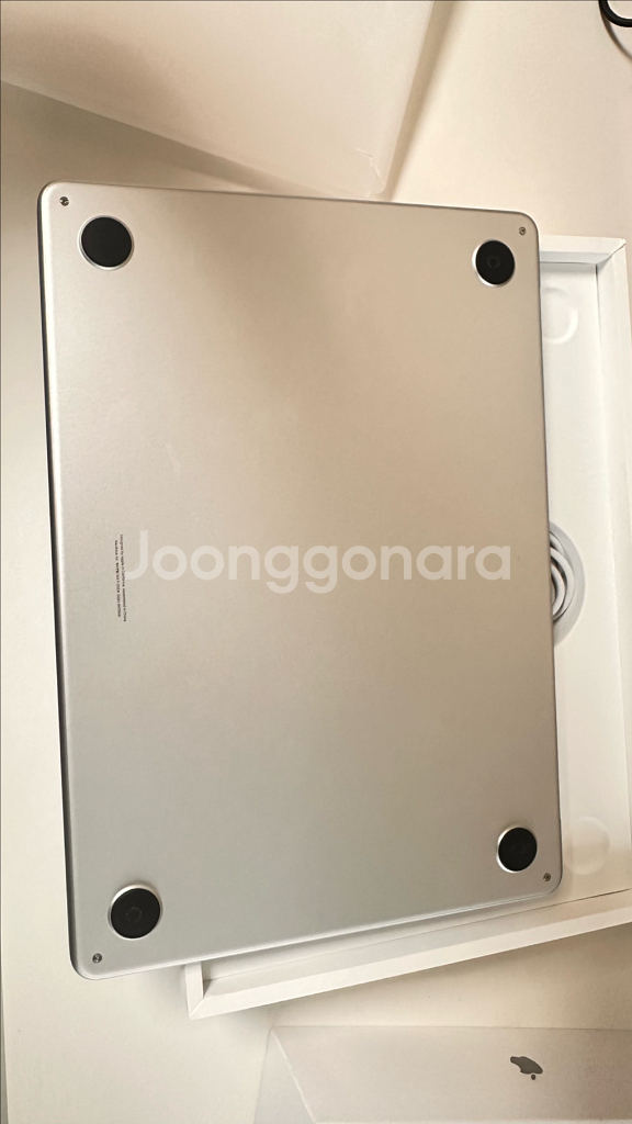 맥북 에어13 M3칩 팝니다--5