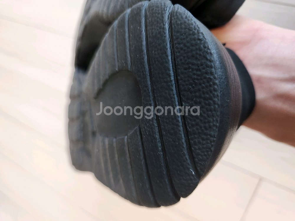 나이키 탄준 샌들 240(새거처럼깨끗)오염 하자없이 깨--5