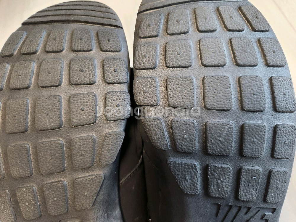 나이키 탄준 샌들 240(새거처럼깨끗)오염 하자없이 깨--6