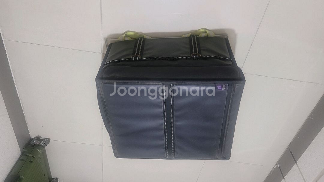 카멜레온 42리터 배달 가방판매합니다--5