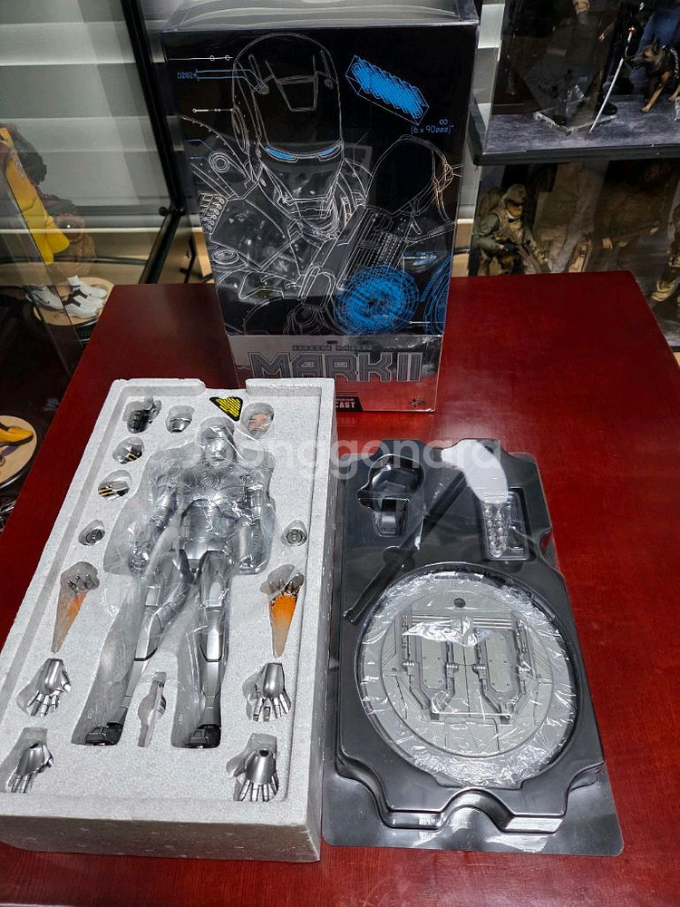 핫토이 아이언맨(마크2)--2