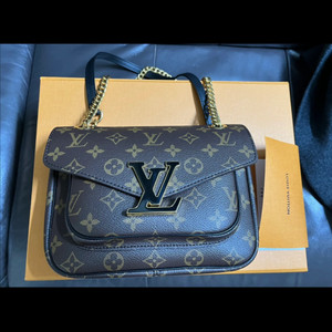 새상품) 루이비통 파시 모노그램 숄더백 명품가방 가방