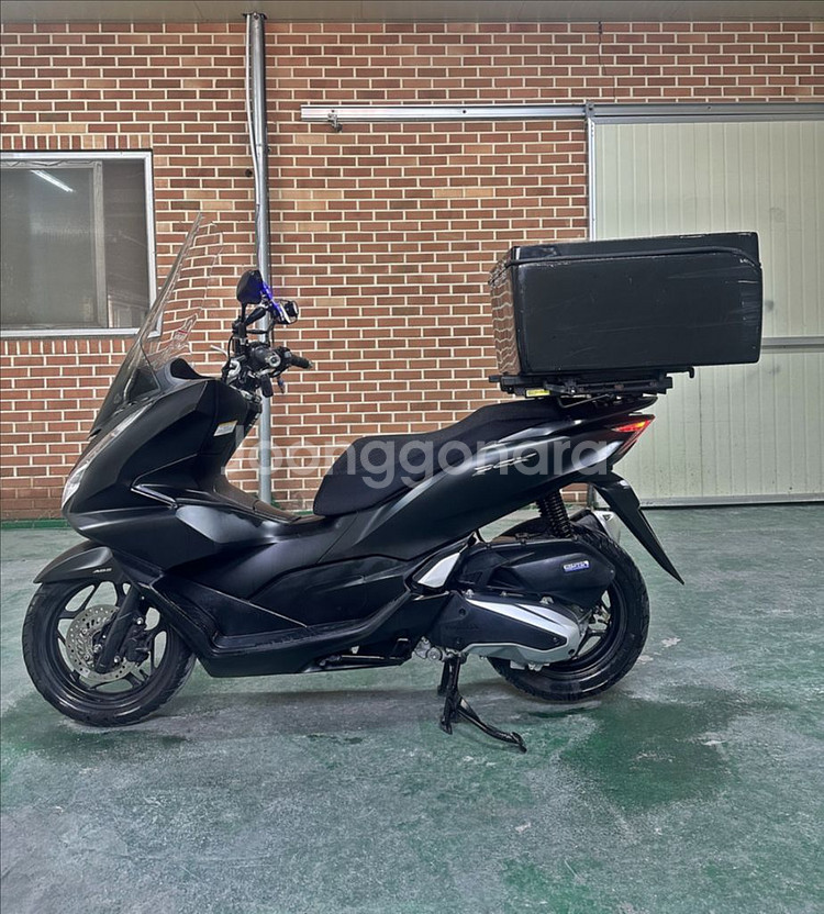 혼다 PCX125/2024년식/1만KM/셋팅o/오토바이--4