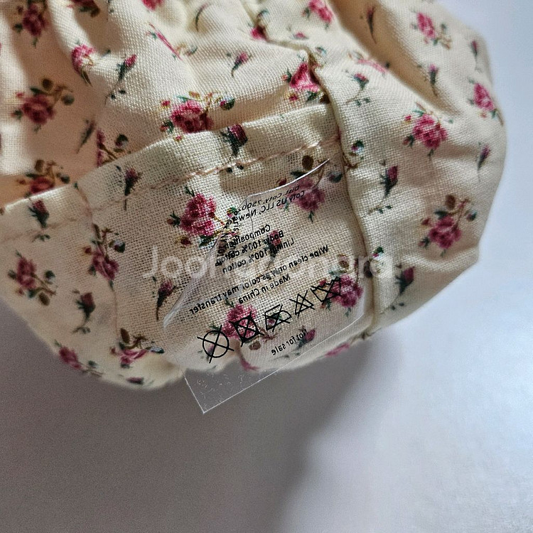 새제품)구찌뷰티 드로스트링 복조리 파우치--3