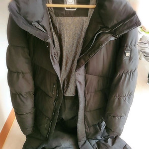 [ 새상품급_선물받은 두툼한 블랙겨울롱패딩_남성롱패딩