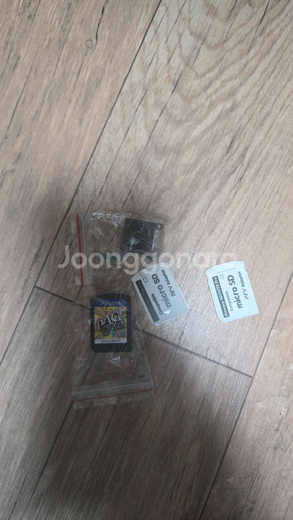 비타 2세대 글레이셔 화이트 256기가 신품급 팝니다.--6