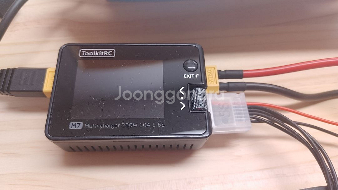 디월트 배터리 밸런싱 충전 Toolkit RC M7 외--3