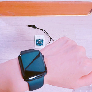 [ 상태최상_스마트워치(애플워치와 모양은 같은데 애플워