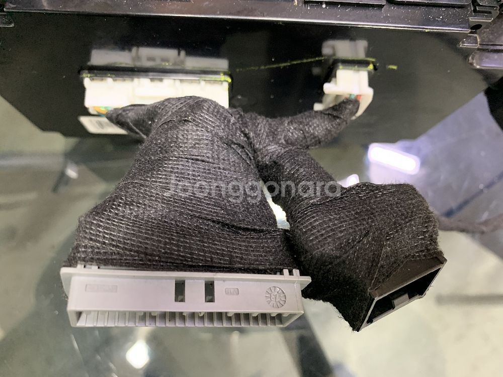 그랜져HG 2014년 AVN 무출 데크,모니터 팝니다.--6