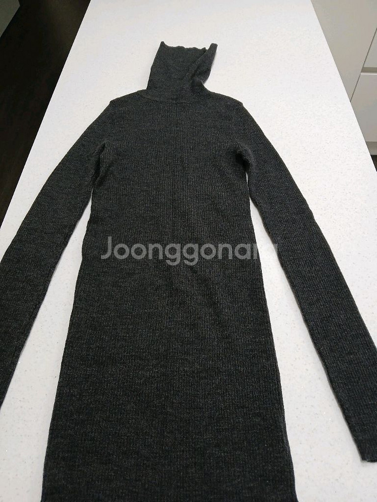 띠어리 터틀넥 탑--0