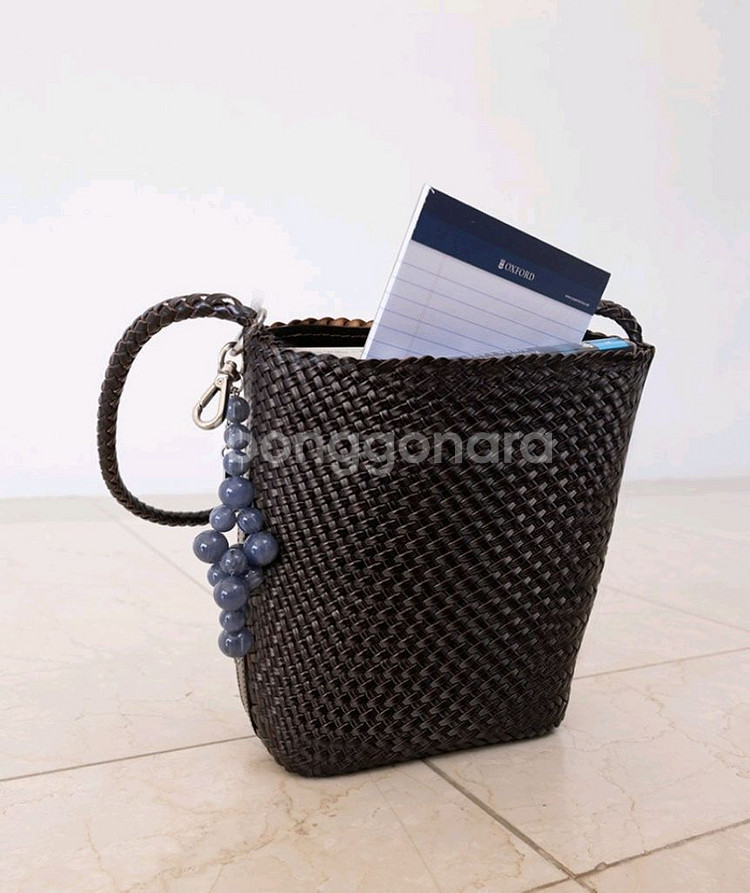 루에브르 브리즈 숄더백 스몰 다크브라운 키링포함--1