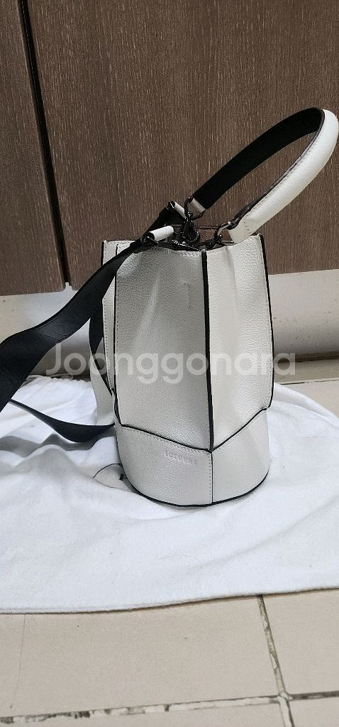 루에브르 삭드루미에르 버킷백 각각--3