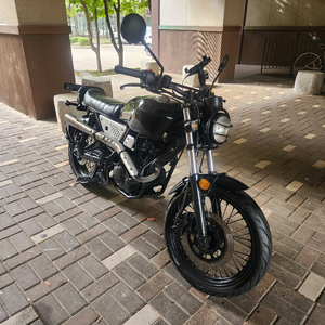 부캐너 125cc 오토바이