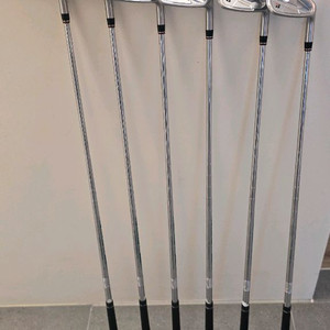 브리지스톤 v300 9세대 6아이언 5~P 상태좋아요