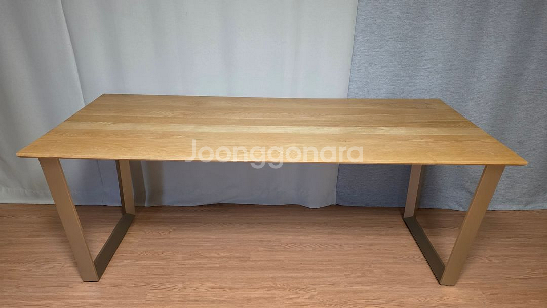 카레클린트 화이트오크 알루퍼스 테이블 1900--0