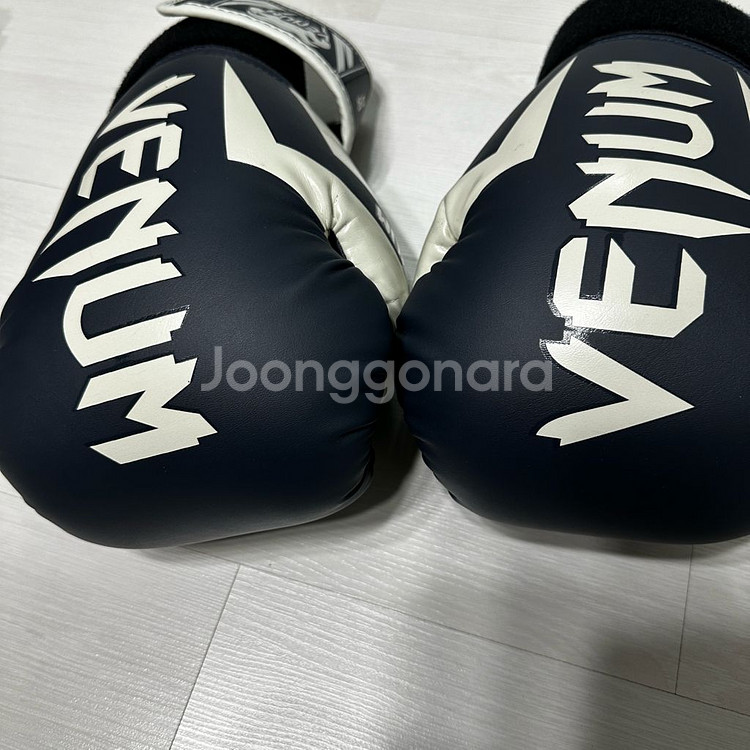 베넘 엘리트 복싱 글러브 16온스 (네이비 화이트)--3