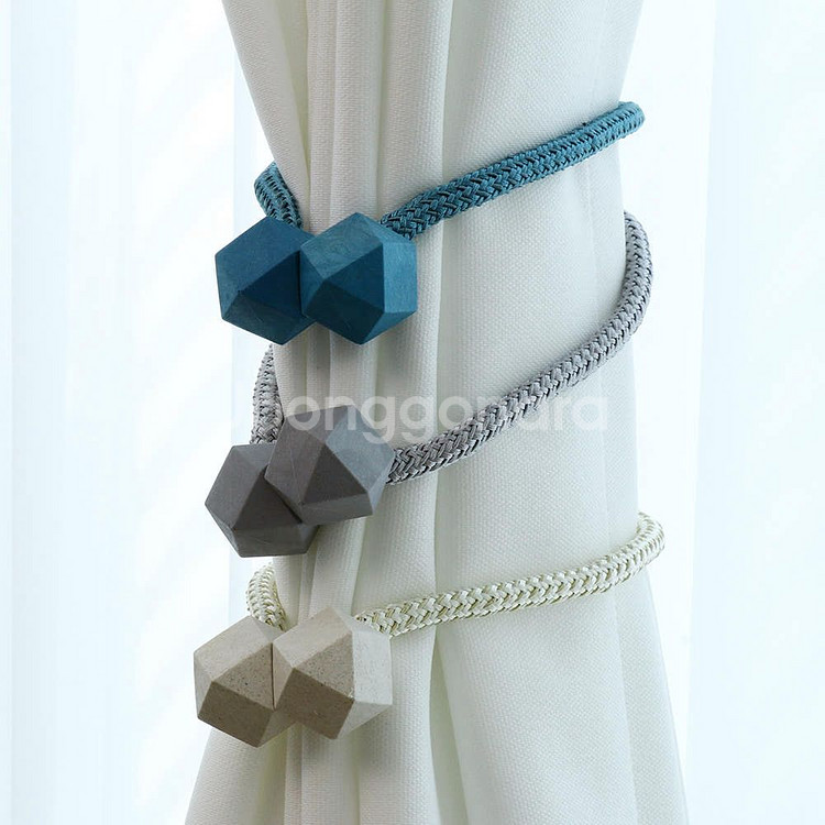 [새제품] 큐브 마그네틱 커튼 타이백 화이트 2개 세트--1