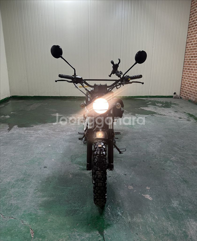 부캐너125/2020년식/1만KM/입문용/오토바이--2