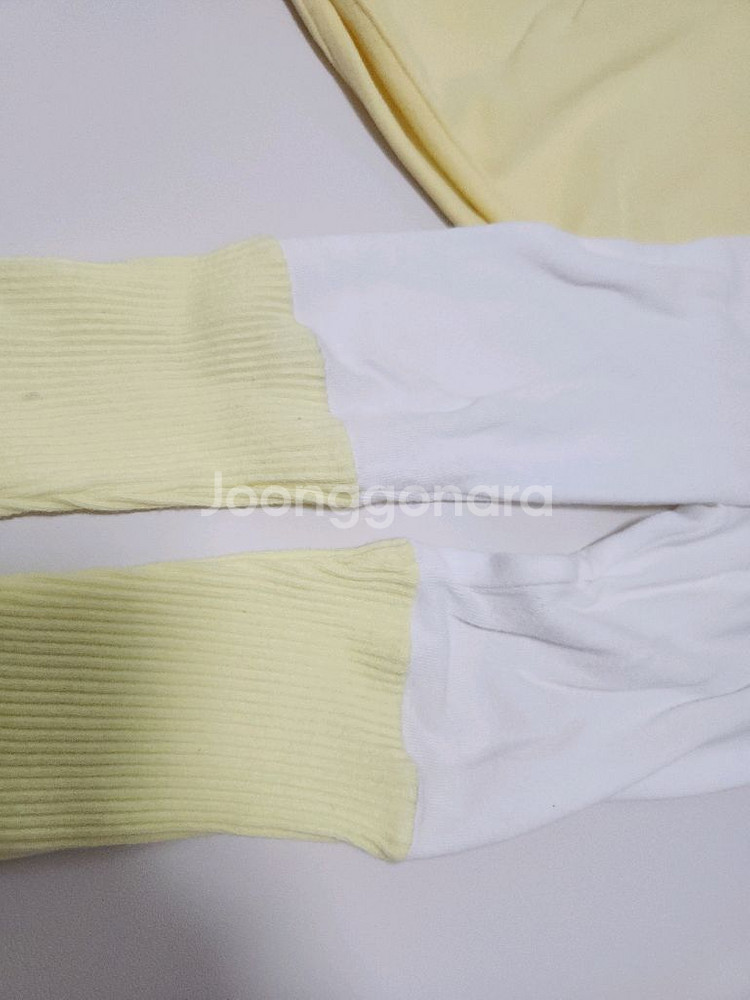 우이동금손/ 상하의 세트 / X라지 / 각 각6000원--6