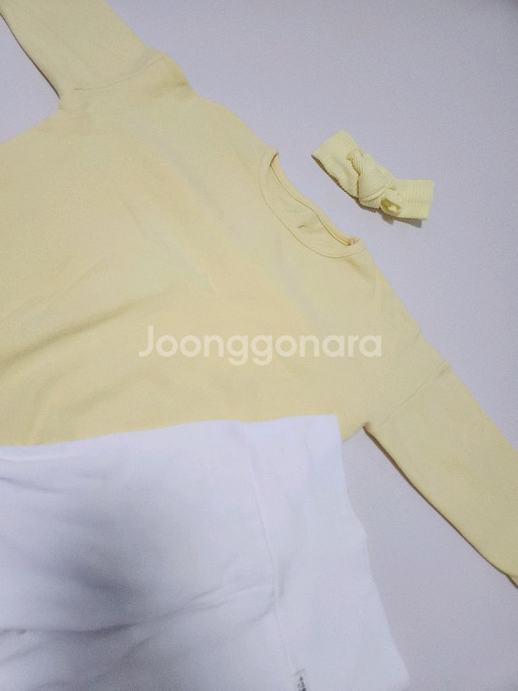 우이동금손/ 상하의 세트 / X라지 / 각 각6000원--5