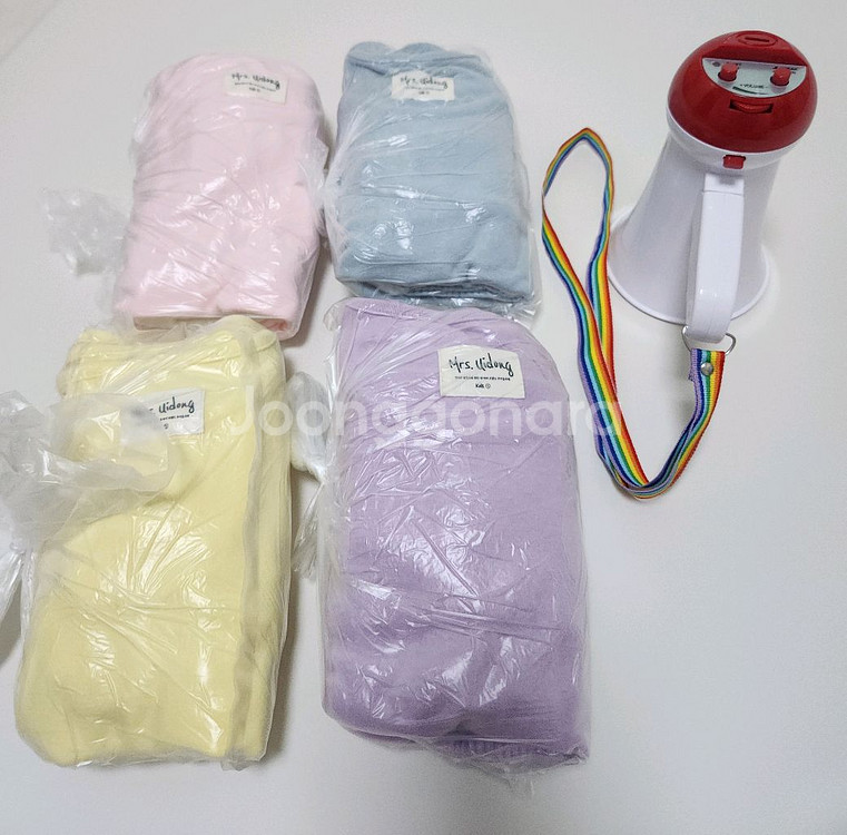 우이동금손/ 상하의 세트 / X라지 / 각 각6000원--9