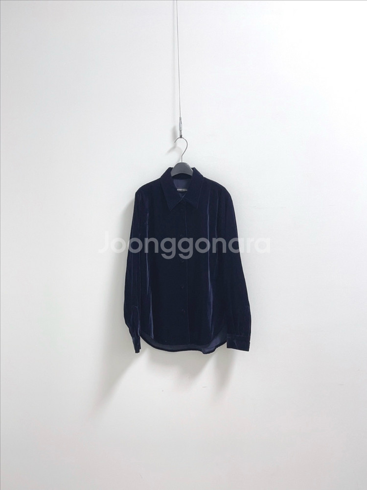 럭키슈에뜨 벨벳 블라우스--0