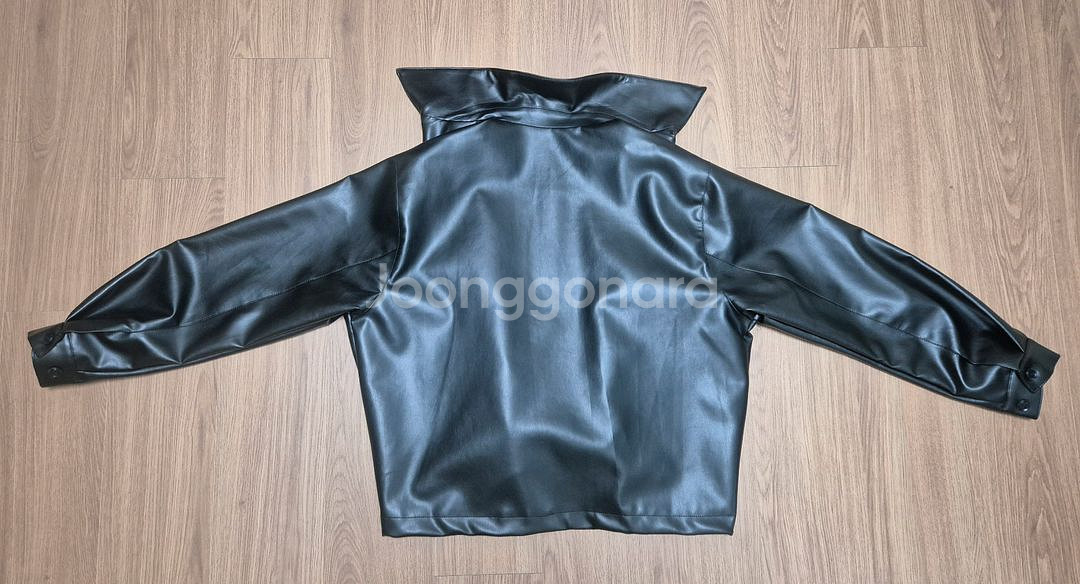 (새상품)아이러니 화이트라인 크루얼티프리 싱글 레더자켓--2