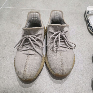 아디다스 이지부스트 350 V2 베이지