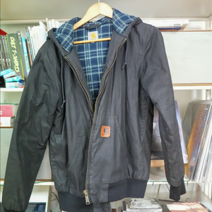 칼하트 wip 왁싱 액티브 자켓 팔아요