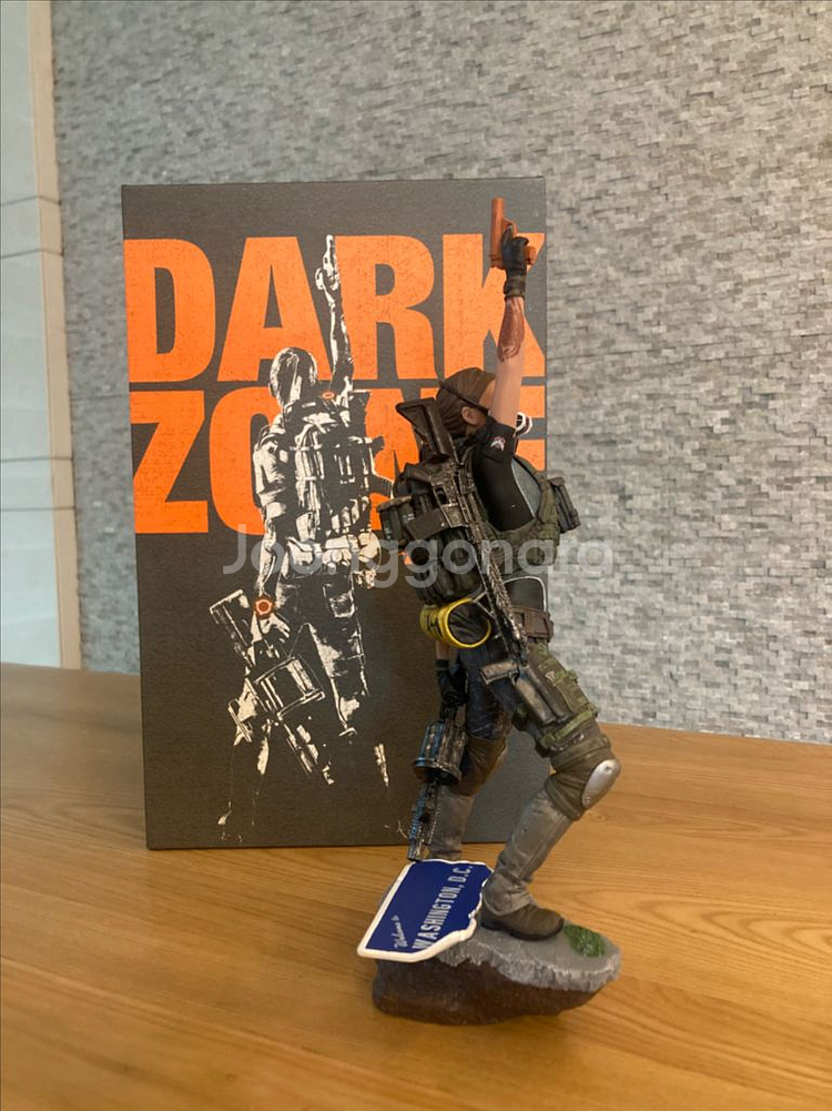 더 디비전2 다크존 콜렉터즈 피규어 택포--1
