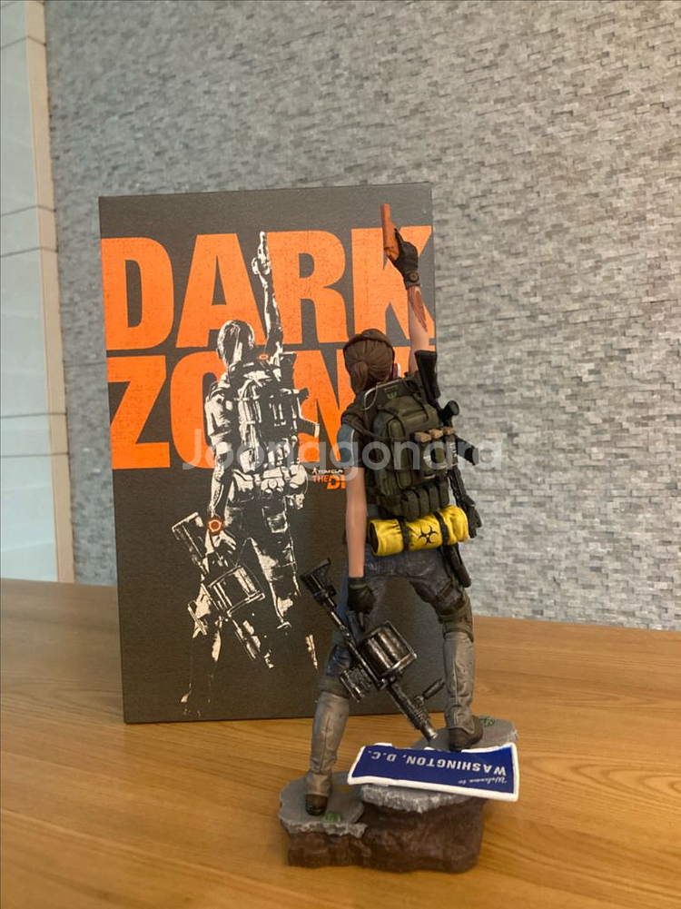 더 디비전2 다크존 콜렉터즈 피규어 택포--2