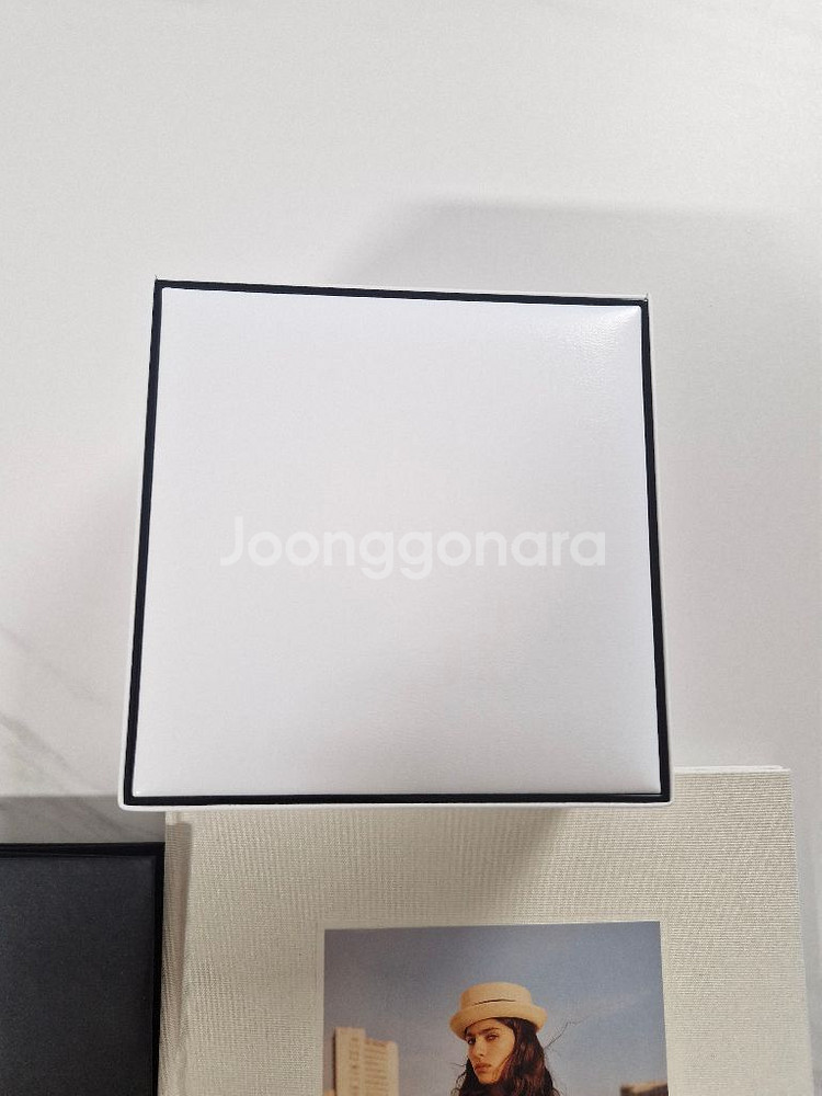 샤넬 코코크러쉬 시계케이스 박스 쇼핑백팝니다--1