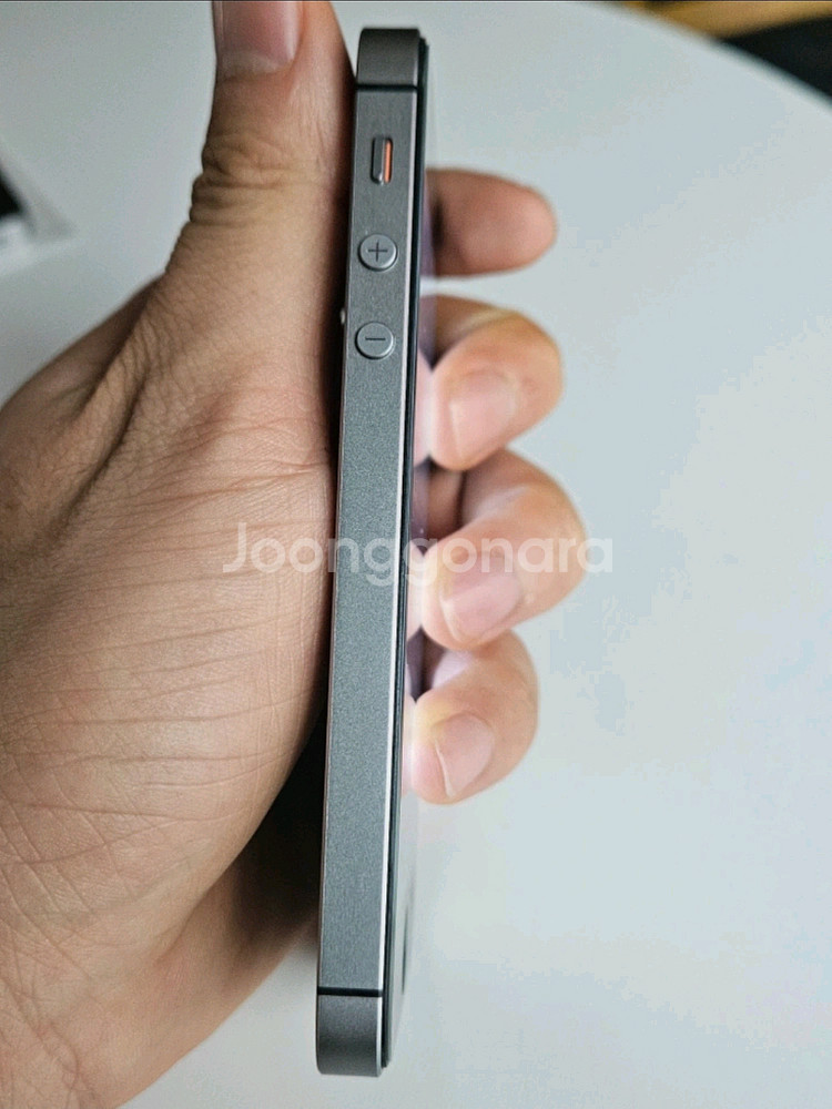 새상품급 순정 아이폰se1 스그 128g 배터리100--4